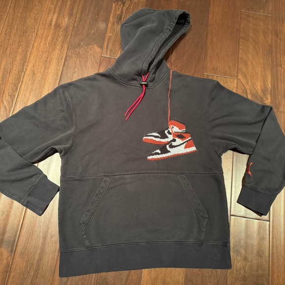 Jordan Fleece Pullover - Picture 1 of 4